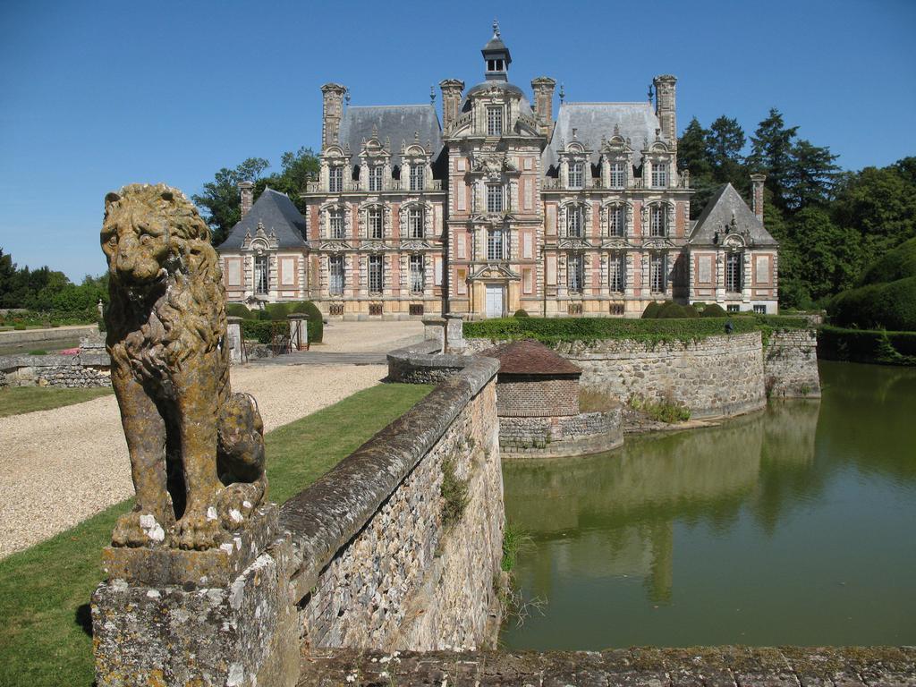 Le gîte des Trois Vaches Brionne Extérieur photo